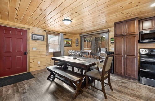 Hermosa Casa | East Pines :Modern Cabin in nature