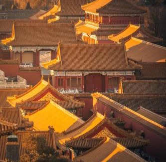 Dongcheng Hotel | East Sacred Hotel-Very close to the Drum Tower,The Lama Temple,Houhai Bar Street,Nanluoguxiang,Tiananmen Square and the Forbidden City, and the subway st ation is also very close