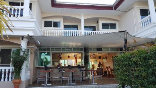 Pong Casa | East Shore Pattaya Resort