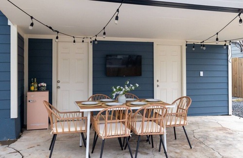 McKinley Heights Casa | East Side Charmer, King Bed, 3 BR, Close to UT