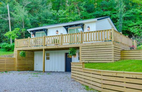 Cleveland Casa | East Tennessee Home about 23 Mi to Chattanooga!