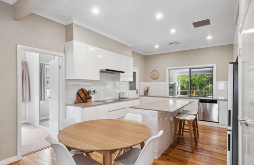 East Toowoomba Casa | East Toowoomba Residence - 4 Beds - Sleeps 6