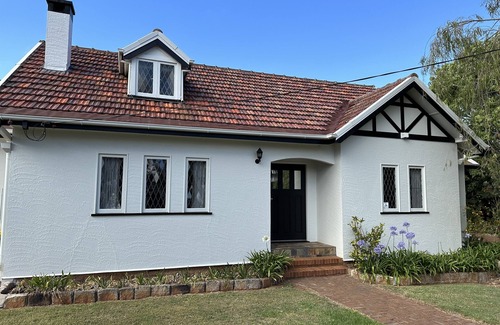 East Toowoomba Casa | East Toowoomba Residence - 4 Beds - Sleeps 6