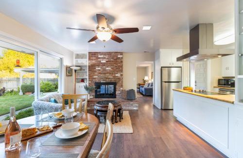 Montecito Casa | East Valley Manor by AvantStay Minutes to the Beach