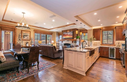 Truckee Complejo | East West Hospitality Tahoe