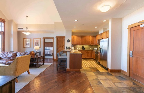 Truckee Complejo | East West Hospitality Tahoe