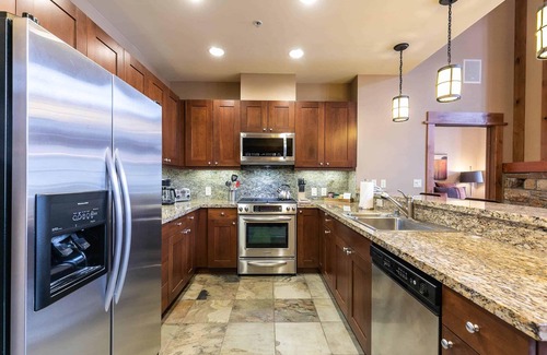 Truckee Complejo | East West Hospitality Tahoe