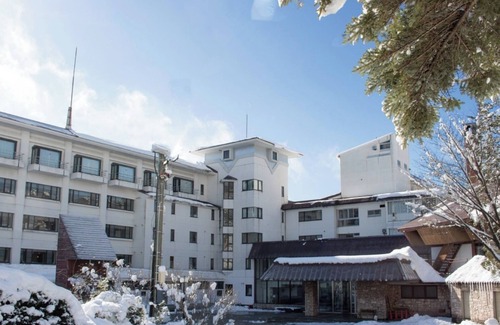 Inawashiro Hotel | East Wing Relaxed Japanesestyle room For 5 peo / Yama-gun Fukushima