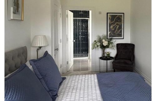 Garryvoe Casa | Eastbury House near Garryvoe Hotel & Ballymaloe House