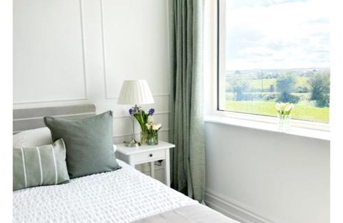 Garryvoe Casa | Eastbury House near Garryvoe Hotel & Ballymaloe House