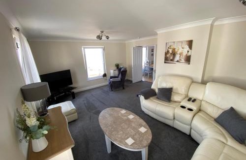 Cleethorpes Apartamento | Eastcliffe Penthouse, 2 beds & bathrooms with parking