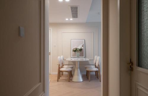 Huangpu Apartamento | Eastern Hub - Bund Branch Xintiandi and People's Square 3-Bedroom Apartment in Huangpu beautiful Garden