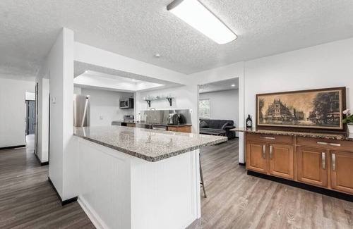 Northeast Columbus Casa | ★ Easton Waterfront: barco, pescado, teatro, barcade ★