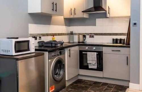 Hanham Apartamento | Eastville Superb Dwelling, sleeps up to 4 guests