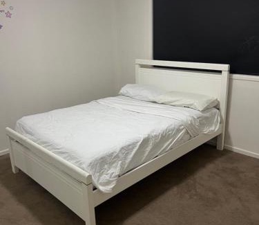 Redbank Plains Casa | Easy Access accomodation