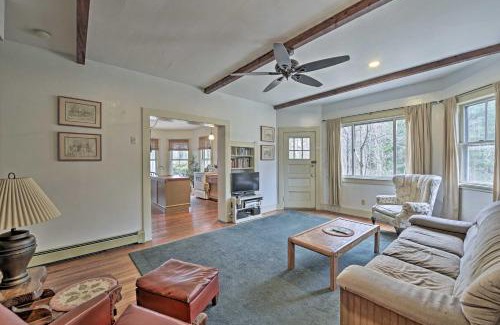 Tisbury Casa | Easy Access to Beaches Vineyard Haven House