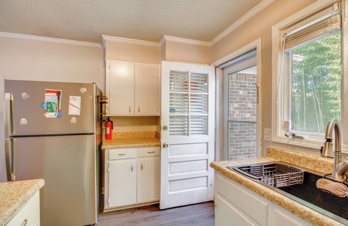 Woodfield Apartamento | Easy Access to I-77 & I-20: Columbia Duplex!