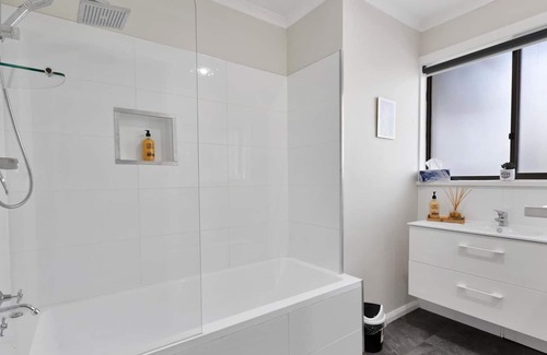 Eagle Point Casa | Easy access to the Gippsland Lakes and walking tracks