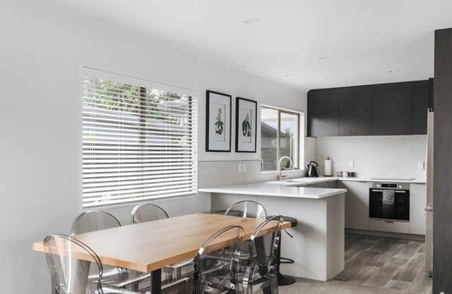 Mount Maunganui Casa | Easy Living ~ Mount Maunganui - Beyonder Holiday Homes