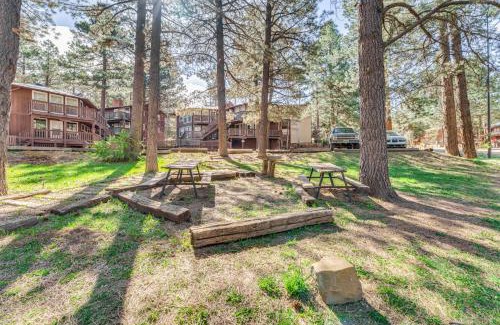 Angel Fire Apartamento | Easy Resort Access Angel Fire Adventure Condo!