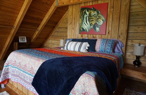 Six Mile Condominio | Easy Tiger Cabin at Lake Keowee, near Clemson, SC