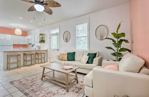 Seagrove Beach Casa | Easy Walk to Seagrove Beach: 'Beverly Bungalow'
