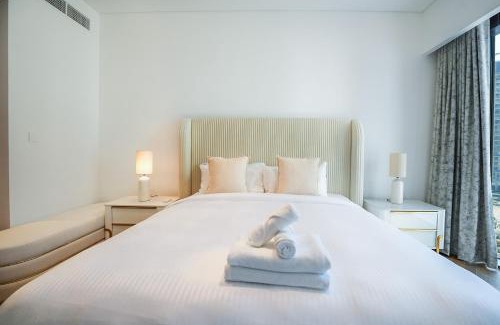 Nad Al Sheba Apartamento | EasyGo - Contemporary 2 Bedroom Apartment with Balcony in Meydan