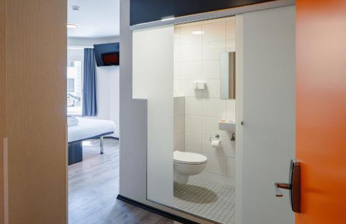 Center Hotel | easyHotel Zürich City Main Station