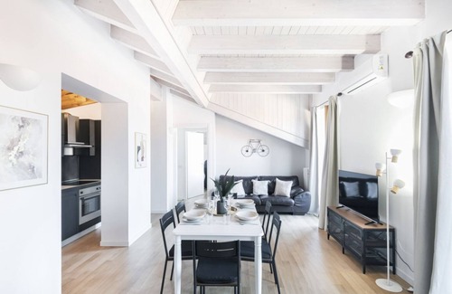 Ticinese Apartamento | Easylife - Jewel with balcony in Porta Ticinese