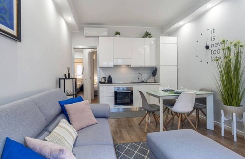 Centro Direzionale Apartamento | Easylife - Modern and fresh three-room apartment in Milan