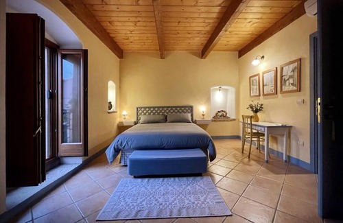 Bosa Historic Centre Casa | Eat sleep and wander Bosa historic central house