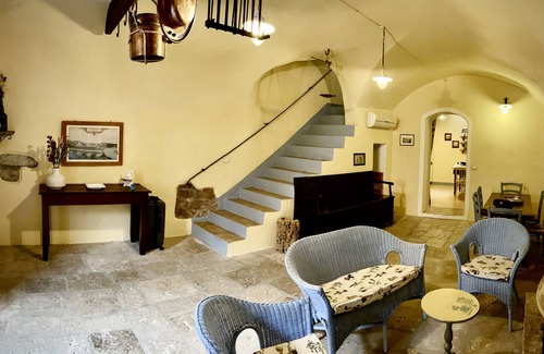 Bosa Historic Centre Casa | Eat, sleep, wander Bosa from a historic home in convenient location