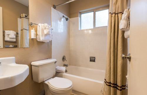 Seaside Hotel | Ebb Tide Oceanfront Inn