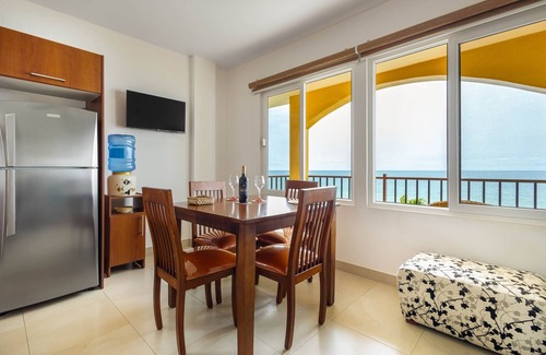 Manta Apartamento | Beso del Sol - "Briza" 2-Bedroom Beachfront Apartment