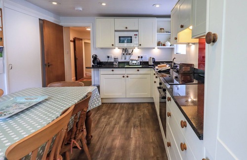 Windermere Cabaña | ECCLERIGG OLD FARM, pet friendly, with open fire in Ambleside