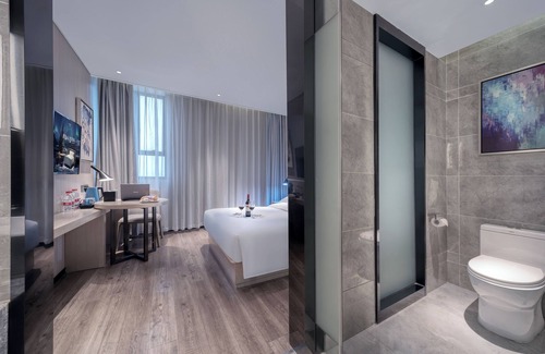 Haizhu Hotel | ECHARM Hotel Nanzhou subway Station