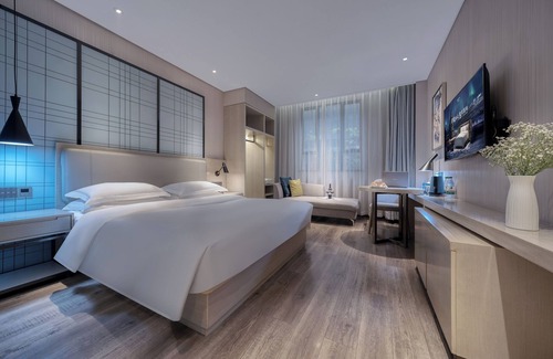 Haizhu Hotel | ECHARM Hotel Nanzhou subway Station