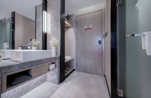 Haizhu Hotel | ECHARM Hotel Nanzhou subway Station