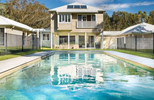 One Mile Casa | Echo Beach House