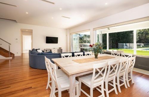 One Mile Casa | Echo Beach House