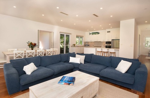 One Mile Casa | Echo Beach House