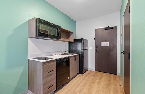 Katy Hotel | ECHO Suites Extended Stay by Wyndham Houston Katy West