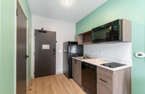 Katy Hotel | ECHO Suites Extended Stay by Wyndham Houston Katy West