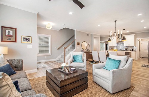 South Bend Casa | Echoes of Galway