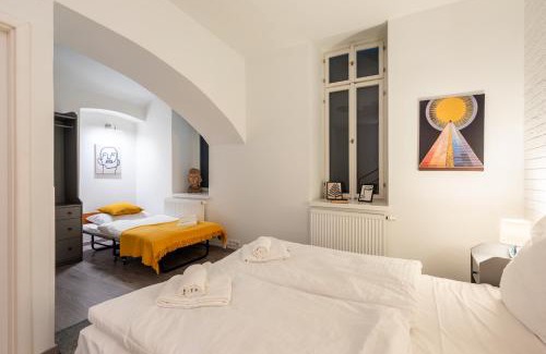 Josefov Apartamento | Eclectic and design duplex in Prague