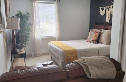 East Ybor Apartamento | Eclectic Boho Micro Suite. Steps from 7th Ave #1