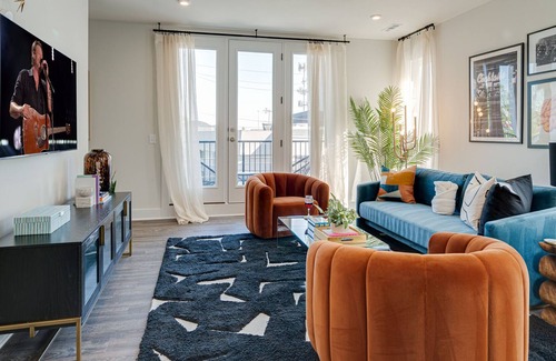 Whitebridge Casa | Eclectic Charm - 2 Rooftop Decks - The Nations
