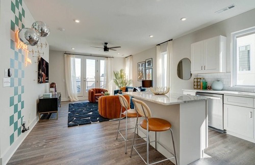 Whitebridge Casa | Eclectic Charm 5623 & 5625- Sleeps 18