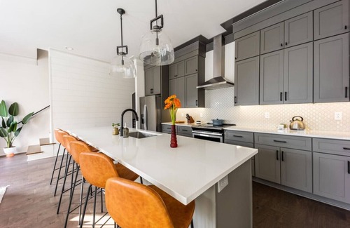 Eastwood Apartamento | Charming 4 BR/4 BA East Nashville Escape - Broadway is Waiting!