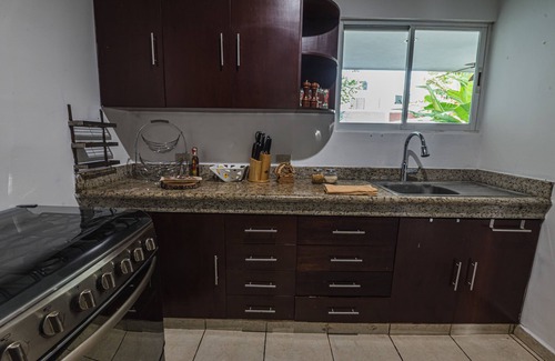 Merida Casa | ECLECTIC House 3BDs AC, Pool and Great LOCATION!